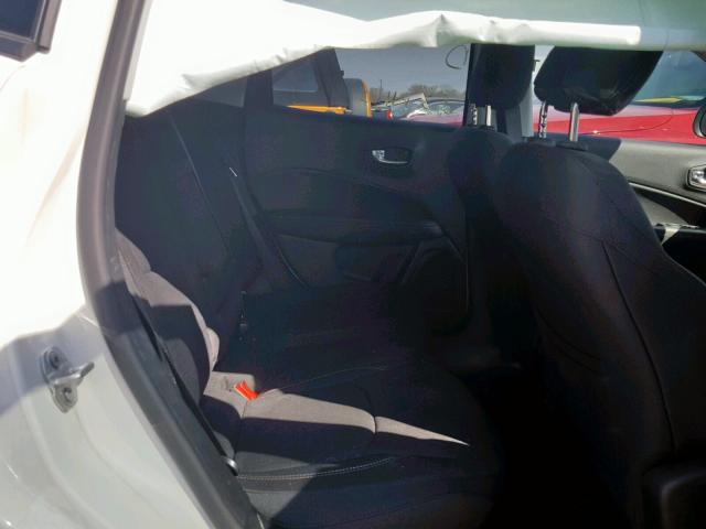 3C4NJCAB4JT411278 - 2018 JEEP COMPASS SP 白色 照片 6