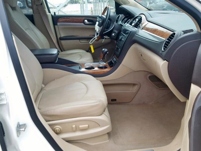 5GAKRCED8CJ102304 - 2012 BUICK ENCLAVE 白色 照片 5
