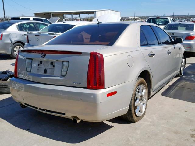 1G6DW67V980206873 - 2008 CADILLAC STS GOLD photo 4