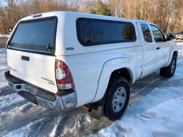 5TFTX4GN4EX030988 - 2014 TOYOTA TACOMA PRE WHITE photo 4