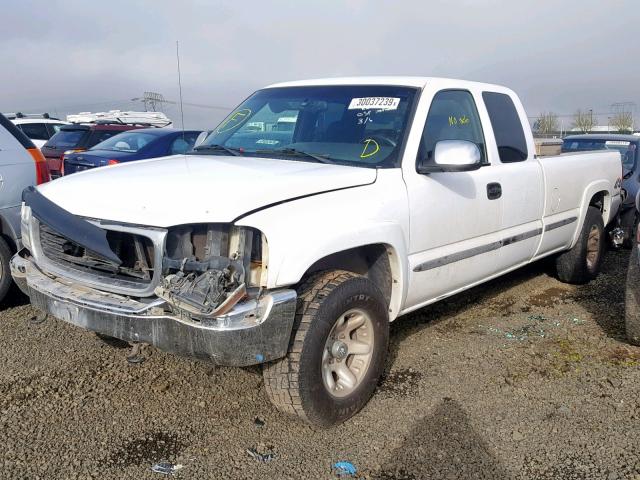 1GTEK19T02E201664 - 2002 GMC NEW SIERRA WHITE photo 2