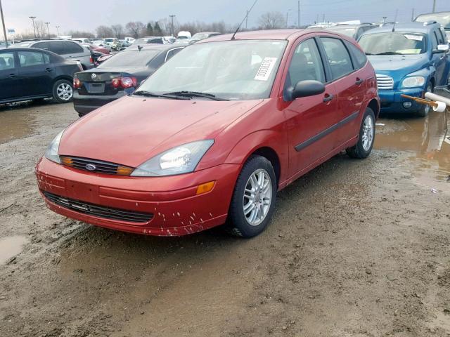 3FAFP37383R145238 - 2003 FORD FOCUS ZX5 RED photo 2