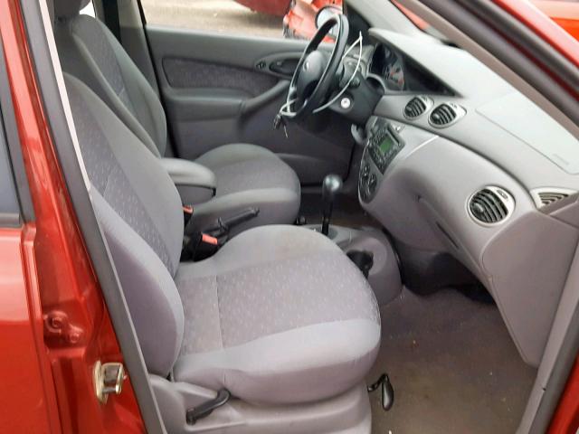 3FAFP37383R145238 - 2003 FORD FOCUS ZX5 RED photo 5