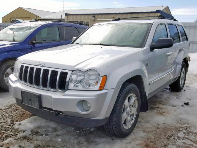 1J8HR58225C555686 - 2005 JEEP GRAND CHER SILVER photo 2