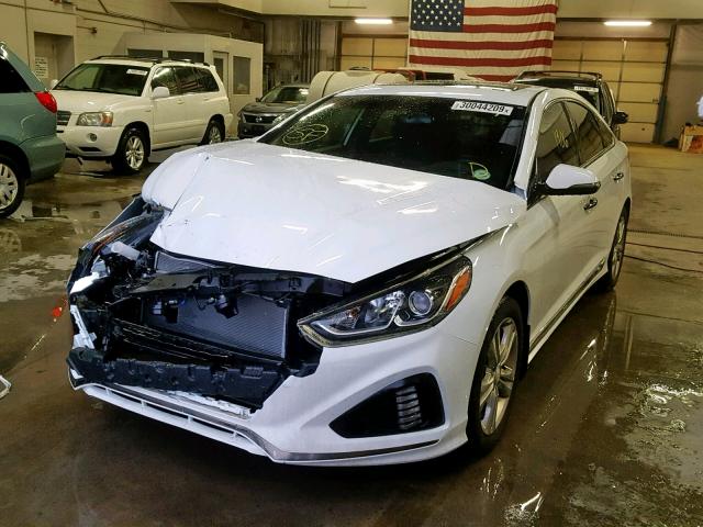 5NPE34AF2JH693777 - 2018 HYUNDAI SONATA SPO WHITE photo 2