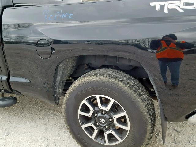 5TFUW5F15HX646599 - 2017 TOYOTA TUNDRA DOU BLACK photo 9