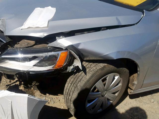 3VW2K7AJXFM255809 - 2015 VOLKSWAGEN JETTA BASE SILVER photo 9
