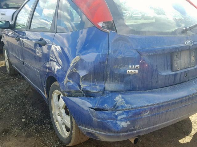 3FAFP37N45R156015 - 2005 FORD FOCUS ZX5 BLUE photo 9