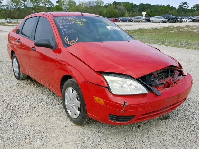 1FAHP34NX6W237659 - 2006 FORD FOCUS ZX4 RED photo 1