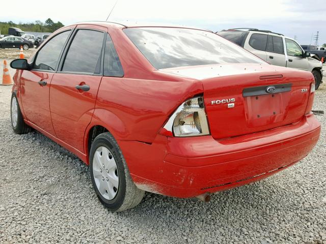 1FAHP34NX6W237659 - 2006 FORD FOCUS ZX4 RED photo 3