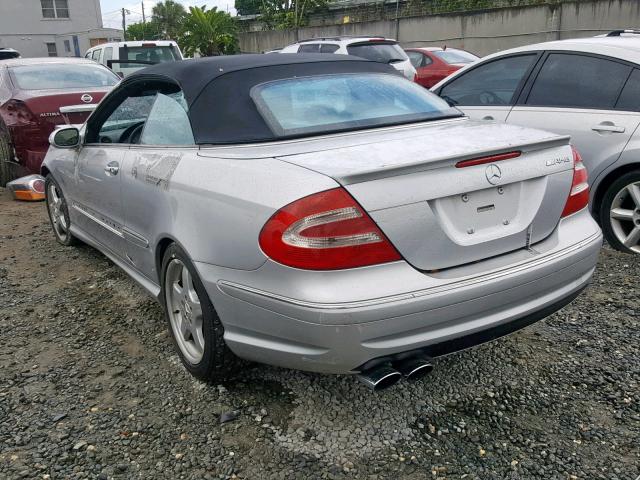 WDBTK76G75T037135 - 2005 MERCEDES-BENZ CLK 55 AMG SILVER photo 3