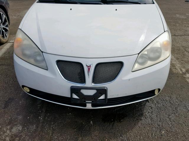 1G2ZH528354151581 - 2005 PONTIAC G6 GT WHITE photo 9