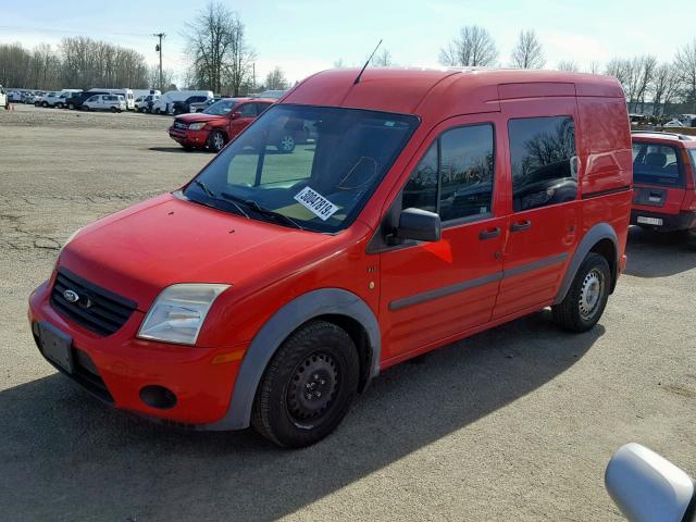 NM0KS9BNXAT023878 - 2010 FORD TRANSIT CO RED photo 2