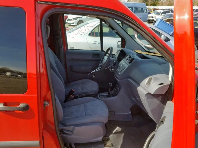 NM0KS9BNXAT023878 - 2010 FORD TRANSIT CO RED photo 5