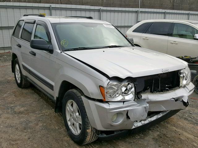 1J4HR48N56C133631 - 2006 JEEP GRAND CHER SILVER photo 1