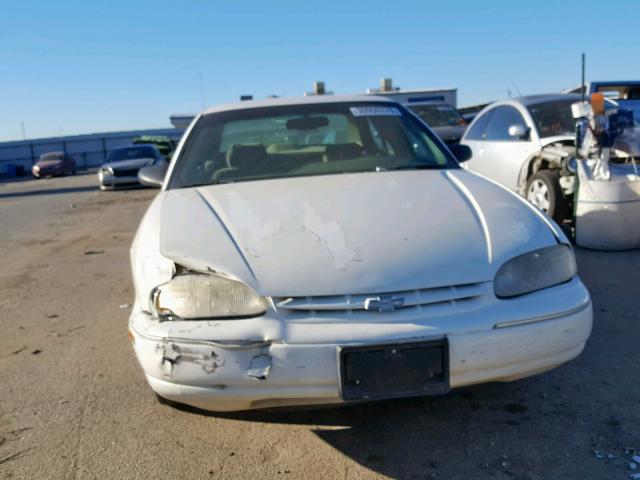 2G1WL52J611147104 - 2001 CHEVROLET LUMINA WHITE photo 9