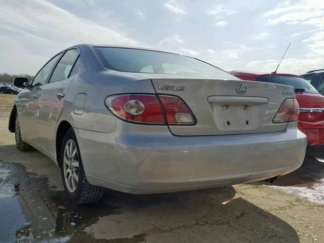 JTHBF30G620049369 - 2002 LEXUS ES 300 SILVER photo 3