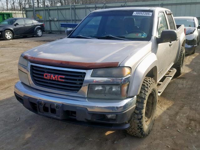 1GTDT136048179047 - 2004 GMC CANYON SILVER photo 2