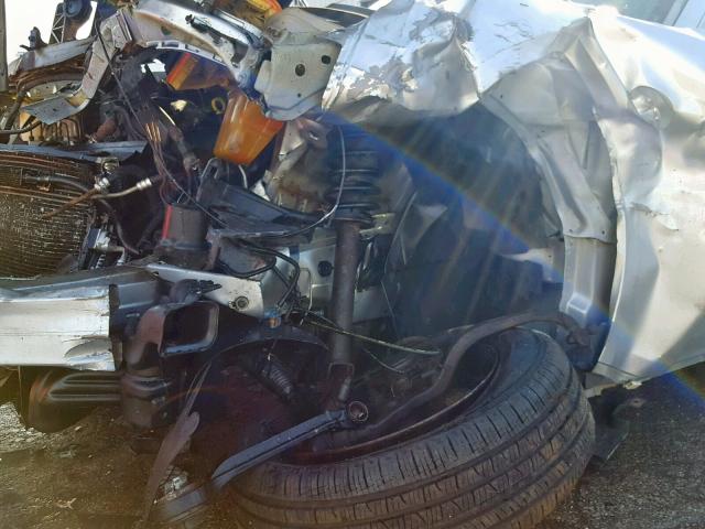 2C3JA43R05H620258 - 2005 CHRYSLER 300 SILVER photo 10