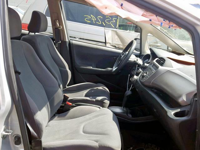 JHMGE8H33CS004483 - 2012 HONDA FIT SILVER photo 5