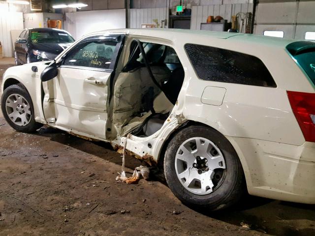 2D4FV47T46H157086 - 2006 DODGE MAGNUM SE CREAM photo 9