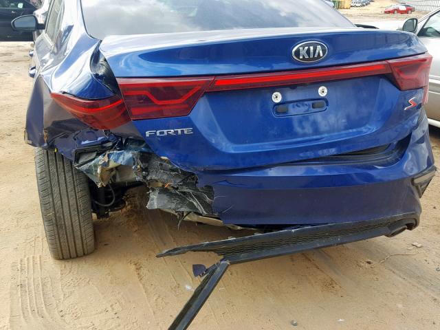 3KPF34AD5KE019583 - 2019 KIA FORTE GT L BLUE photo 9