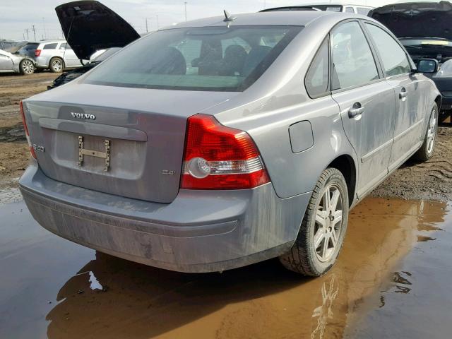 YV1MS382242021147 - 2004 VOLVO S40 2.4I SILVER photo 4