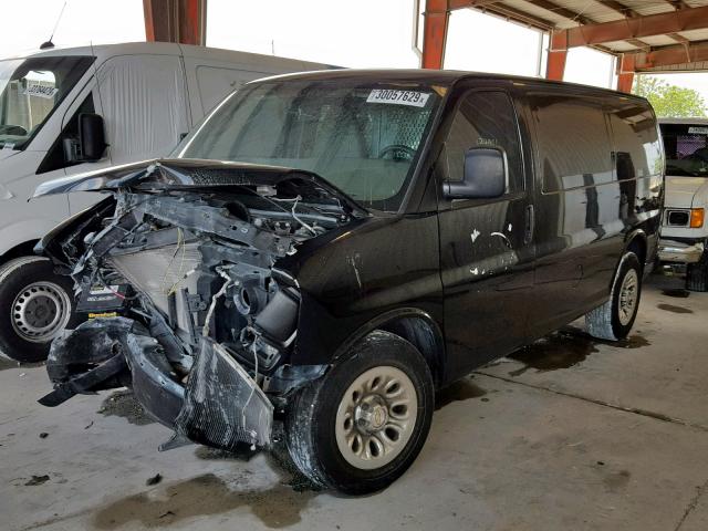 1GCSGAFX9C1114561 - 2012 CHEVROLET EXPRESS G1 BLACK photo 2