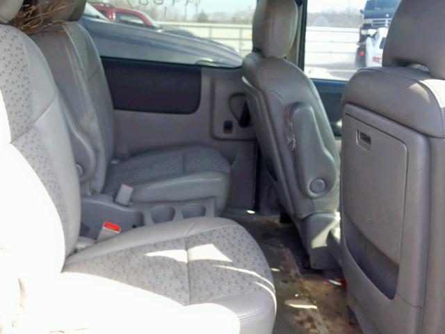 1GNDV33128D202388 - 2008 CHEVROLET UPLANDER L 银色 照片 6