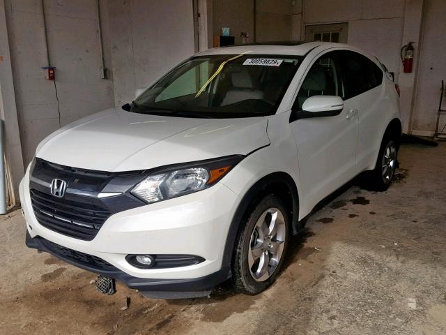 3CZRU5H50HM715274 - 2017 HONDA HR-V EX WHITE photo 2