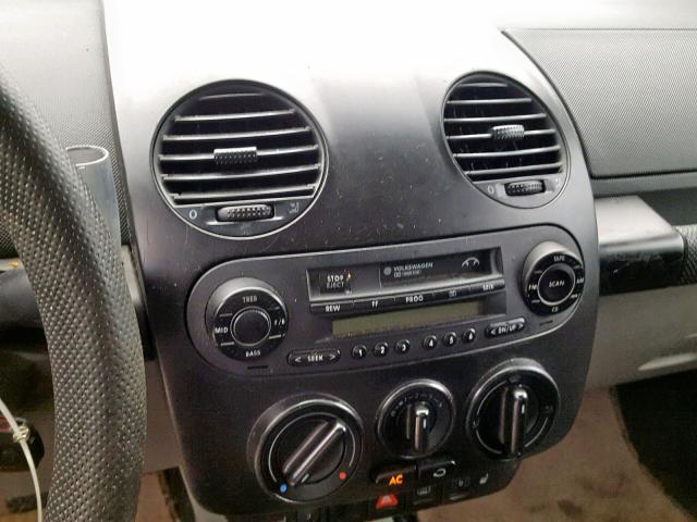 3VWCC21C0YM411123 - 2000 VOLKSWAGEN NEW BEETLE ნაცრისფერი ფოტო 9