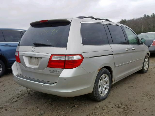 5FNRL38815B067628 - 2005 HONDA ODYSSEY TO SILVER photo 4