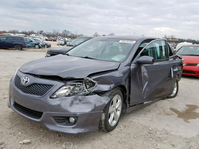 4T1BF3EK9BU216438 - 2011 TOYOTA CAMRY BASE CHARCOAL photo 2