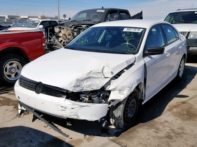 3VW2K7AJ7EM226041 - 2014 VOLKSWAGEN JETTA BASE WHITE photo 2