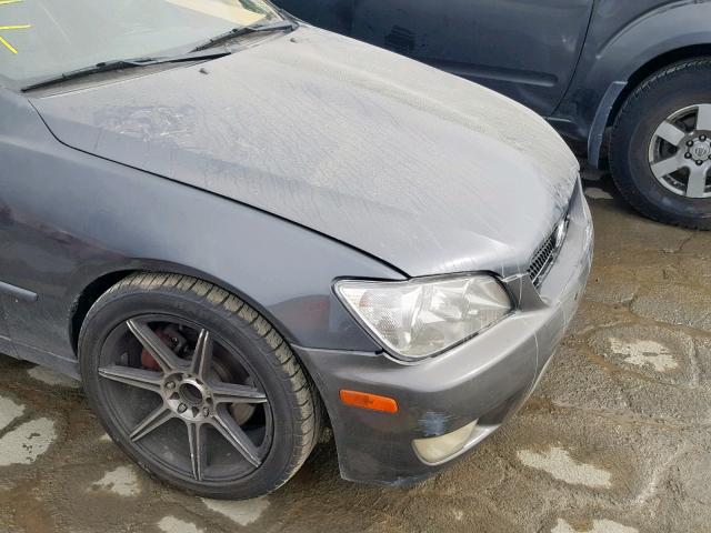 JTHBD192630068944 - 2003 LEXUS IS 300 GRAY photo 9