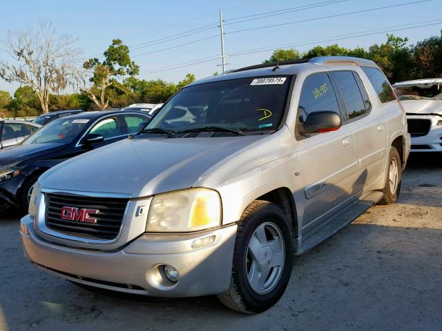 1GKET12P246182241 - 2004 GMC ENVOY XUV SILVER photo 2