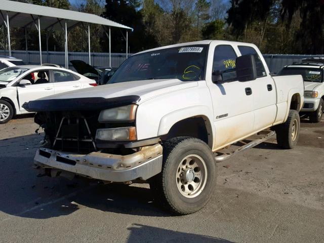 1GCHC23UX7F124112 - 2007 CHEVROLET SILVERADO WHITE photo 2