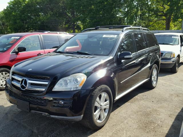 4JGBF22EX8A435010 - 2008 MERCEDES-BENZ GL 320 CDI BLACK photo 2