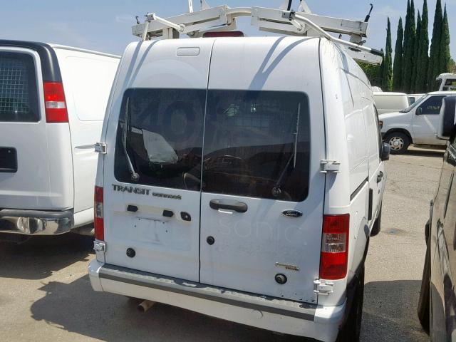 NM0LS7DN7BT069644 - 2011 FORD TRANSIT CO WHITE photo 4