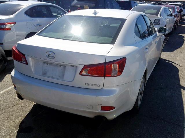 JTHBF5C27B5131576 - 2011 LEXUS IS 250 WHITE photo 4