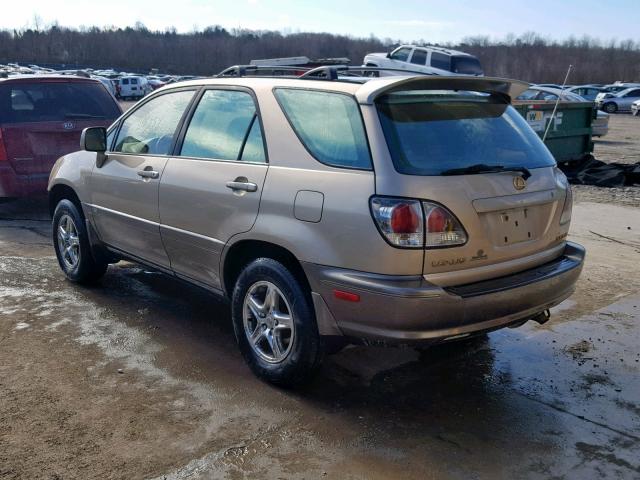 JTJHF10U220280420 - 2002 LEXUS RX 300 GOLD photo 3