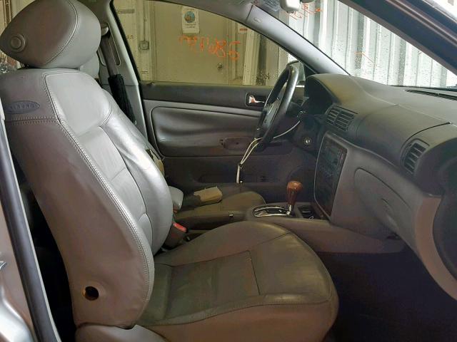 WVWRH63B02P231751 - 2002 VOLKSWAGEN PASSAT GLX 银色 照片 5