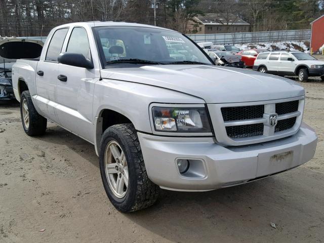 1D7HW38KX8S594028 - 2008 DODGE DAKOTA SXT SILVER photo 1