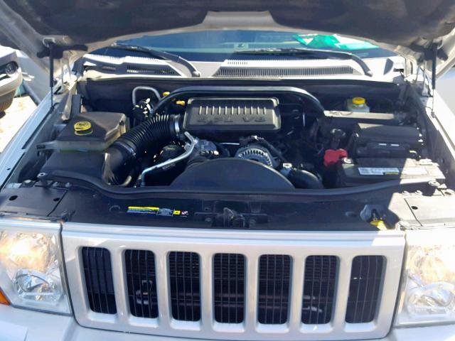 1J8HH48N26C133099 - 2006 JEEP COMMANDER SILVER photo 7