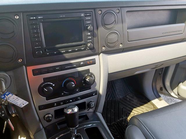 1J8HH48N26C133099 - 2006 JEEP COMMANDER SILVER photo 9