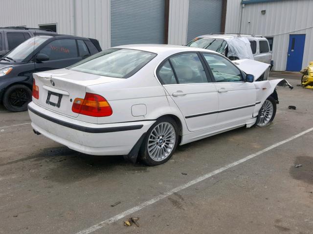 WBAEW53403PG22660 - 2003 BMW 330 XI WHITE photo 4