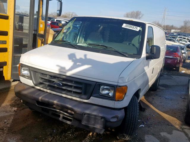 1FTRE14W06HA21695 - 2006 FORD ECONOLINE WHITE photo 2