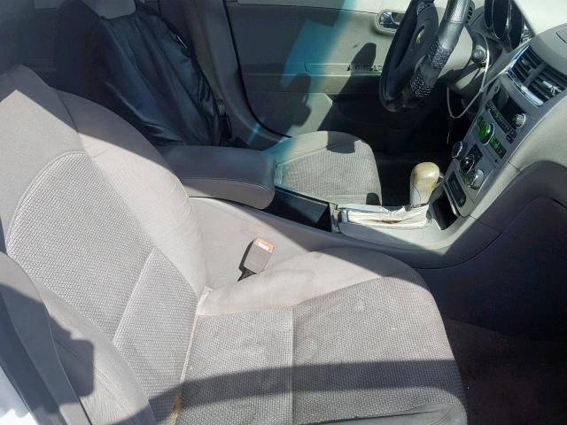 1G1ZB5E14BF327977 - 2011 CHEVROLET MALIBU LS თეთრი ფოტო 5