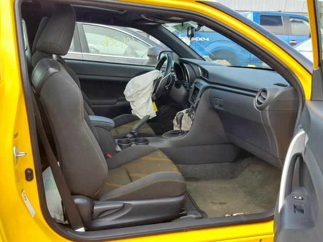 JTKJF5C70C3026201 - 2012 TOYOTA SCION TC YELLOW photo 5