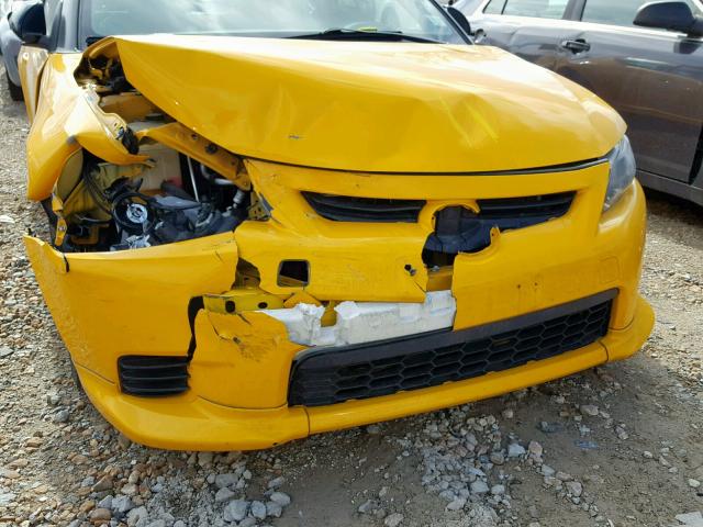 JTKJF5C70C3026201 - 2012 TOYOTA SCION TC YELLOW photo 9